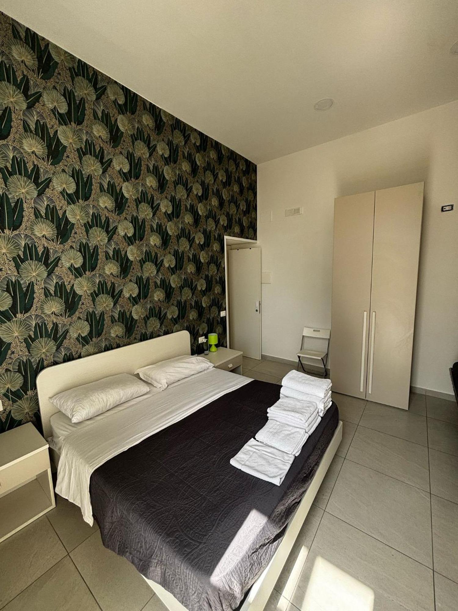 Niki Home Naples Luaran gambar