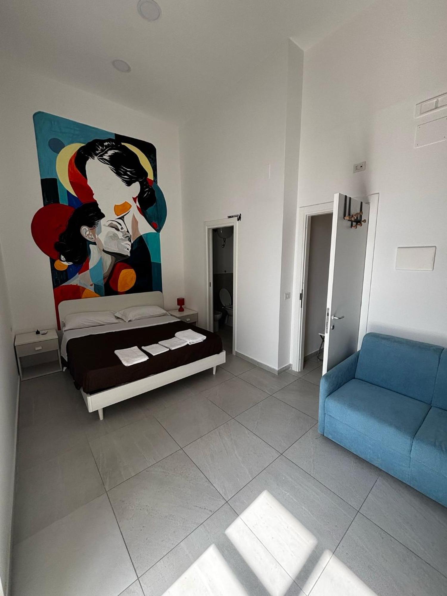 Niki Home Naples Luaran gambar
